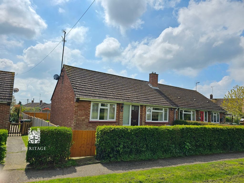 2 bed bungalow for sale in Jaggards Road, Coggeshall CO6 Zoopla