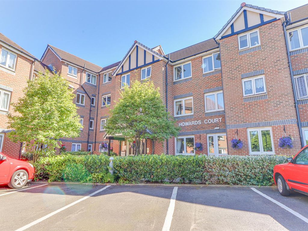 1 bed property for sale in Balmoral Road, WestcliffOnSea SS0 Zoopla