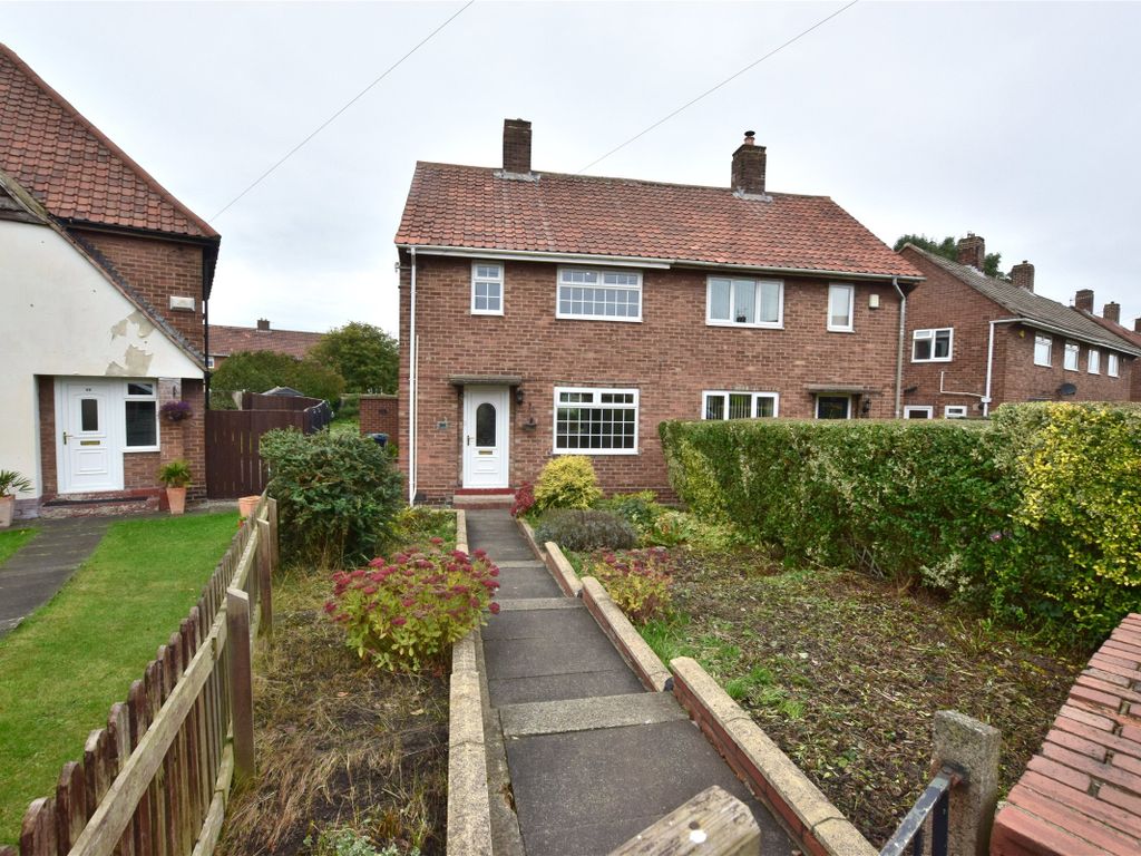 2 bed semidetached house to rent in Malvern Gardens, Lobley Hill NE11
