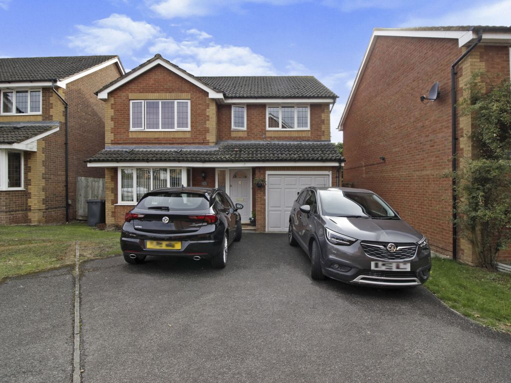 4 bed detached house for sale in Close, Andover SP10 Zoopla