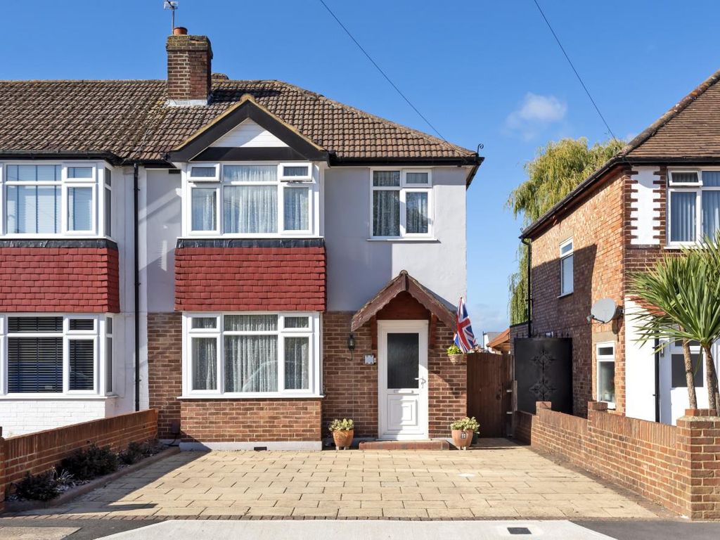 Lynhurst Crescent, Uxbridge UB10  