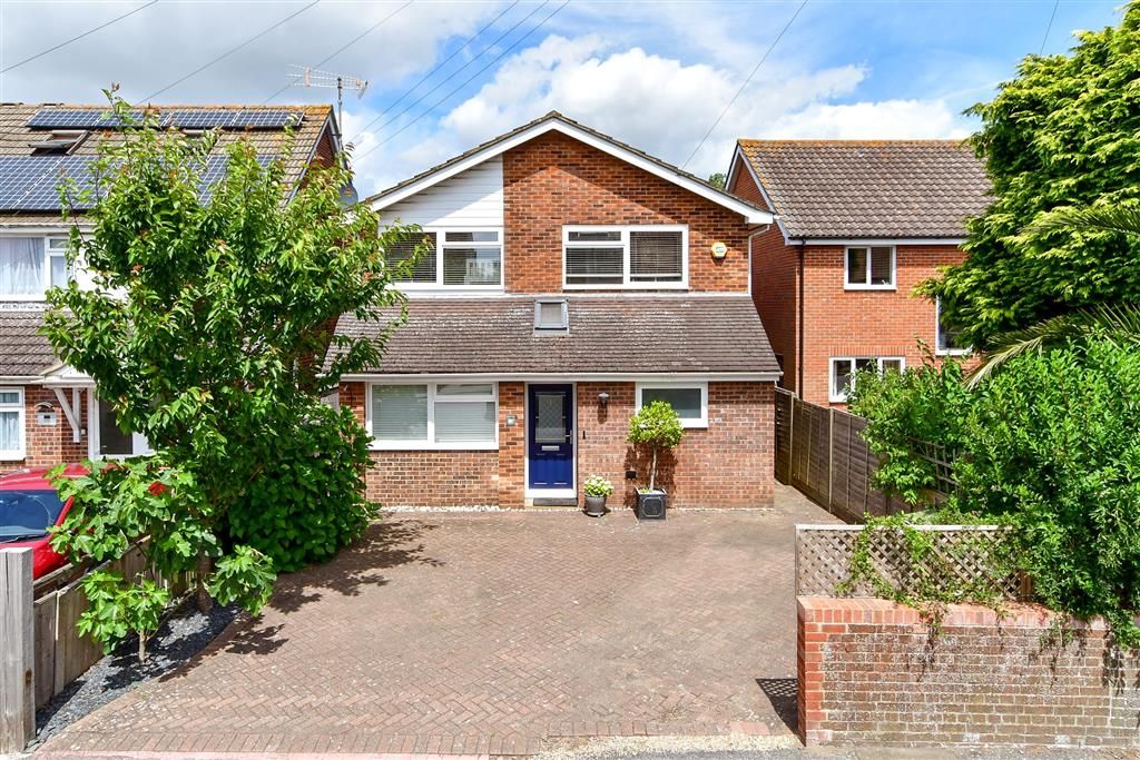4 bed detached house for sale in Kingsham Avenue, Chichester, West Sussex PO19, £635,000 Zoopla