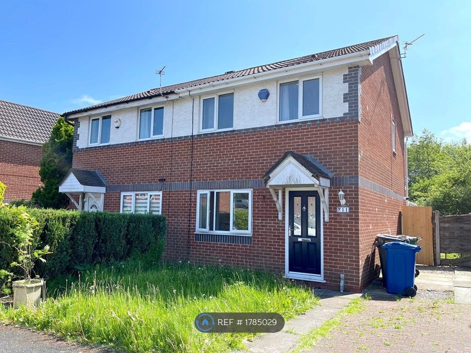3 bed semidetached house to rent in Glenview Road, Tyldesley