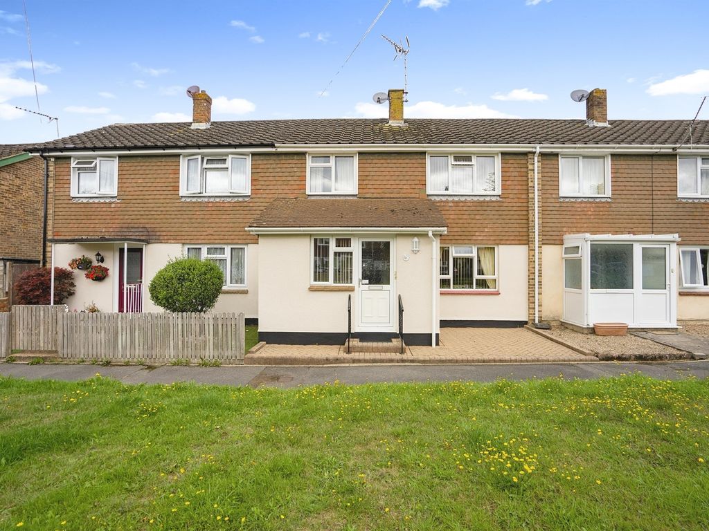 3 bed terraced house for sale in Heath Road, North Baddesley