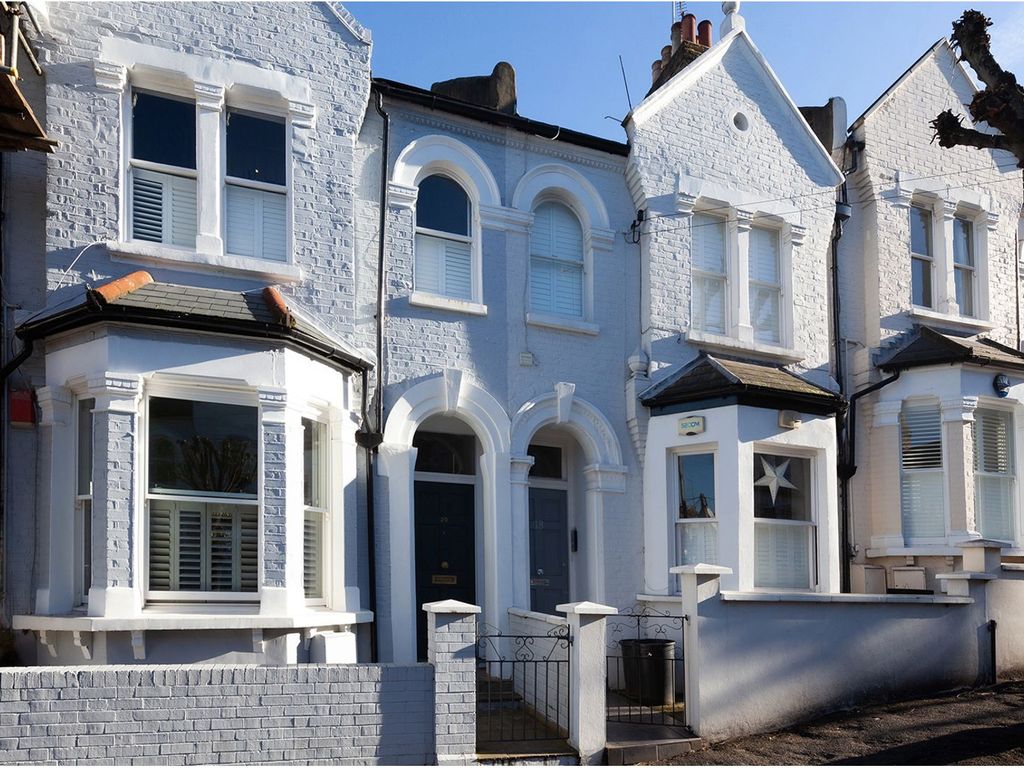 Glycena Road Battersea Clapham Cmn SW11  