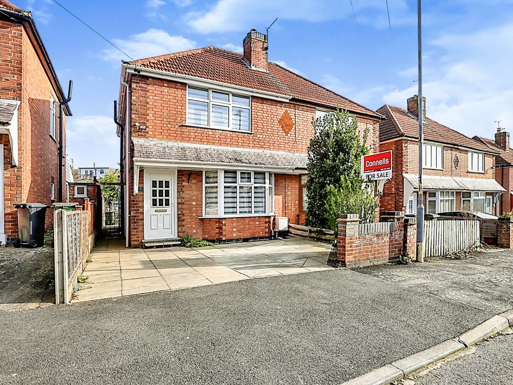 2 bed semidetached house for sale in Fairfield Road, Oadby, Leicester
