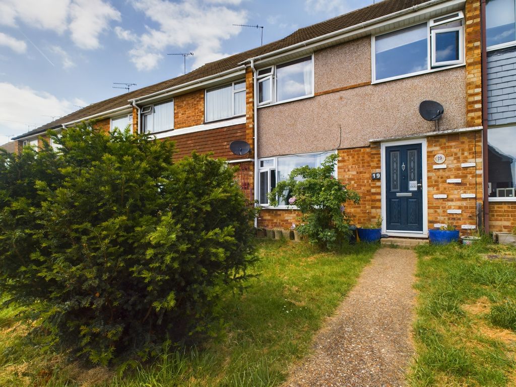 3 bed terraced house for sale in Seamore Walk, Benfleet SS7 Zoopla