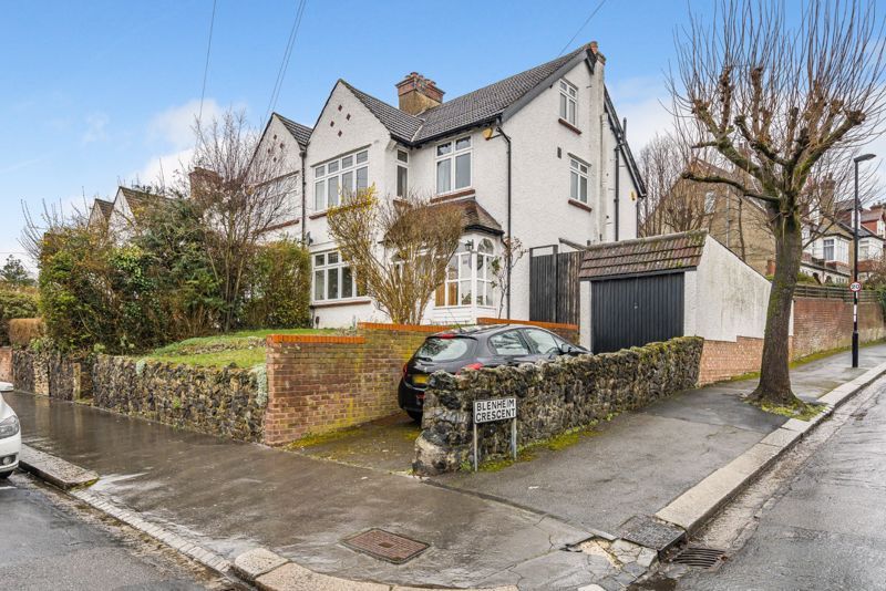 4 bed semidetached house for sale in Blenheim Park Road, South Croydon