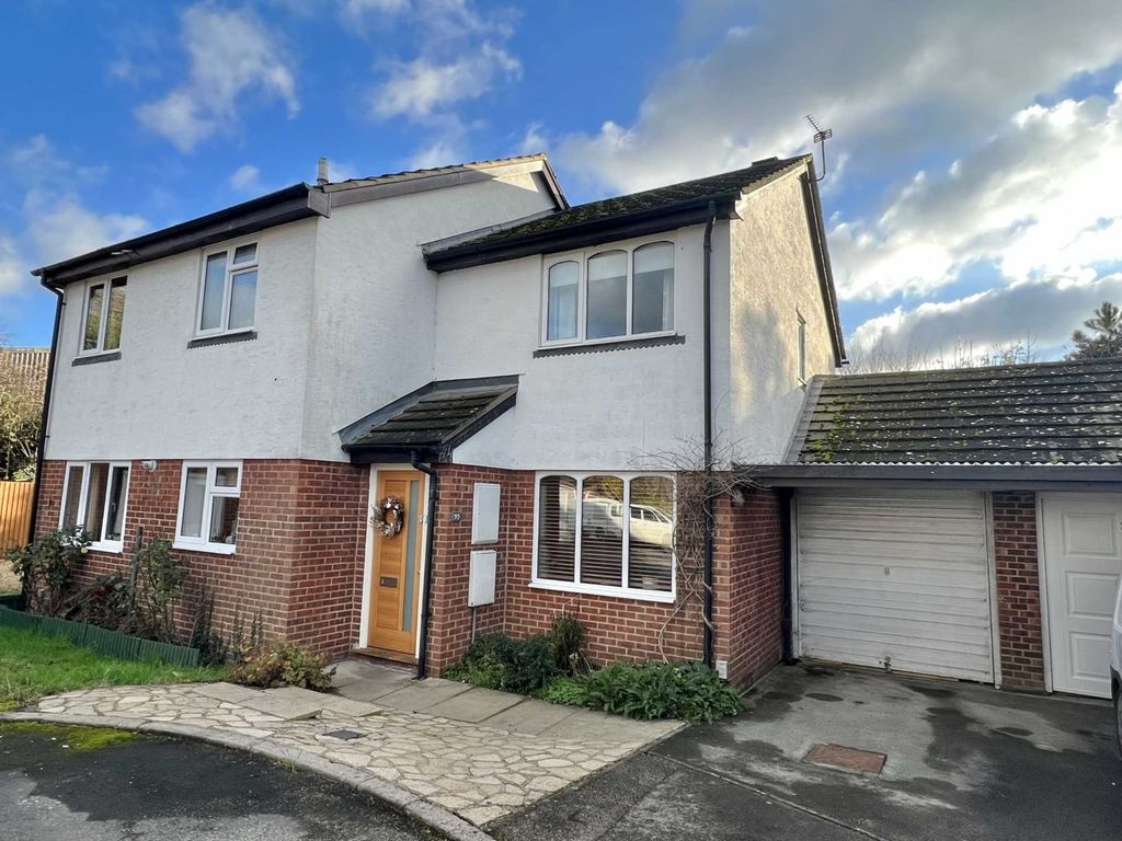 2 bed end terrace house for sale in Fir Tree Avenue, Wallingford OX10 Zoopla