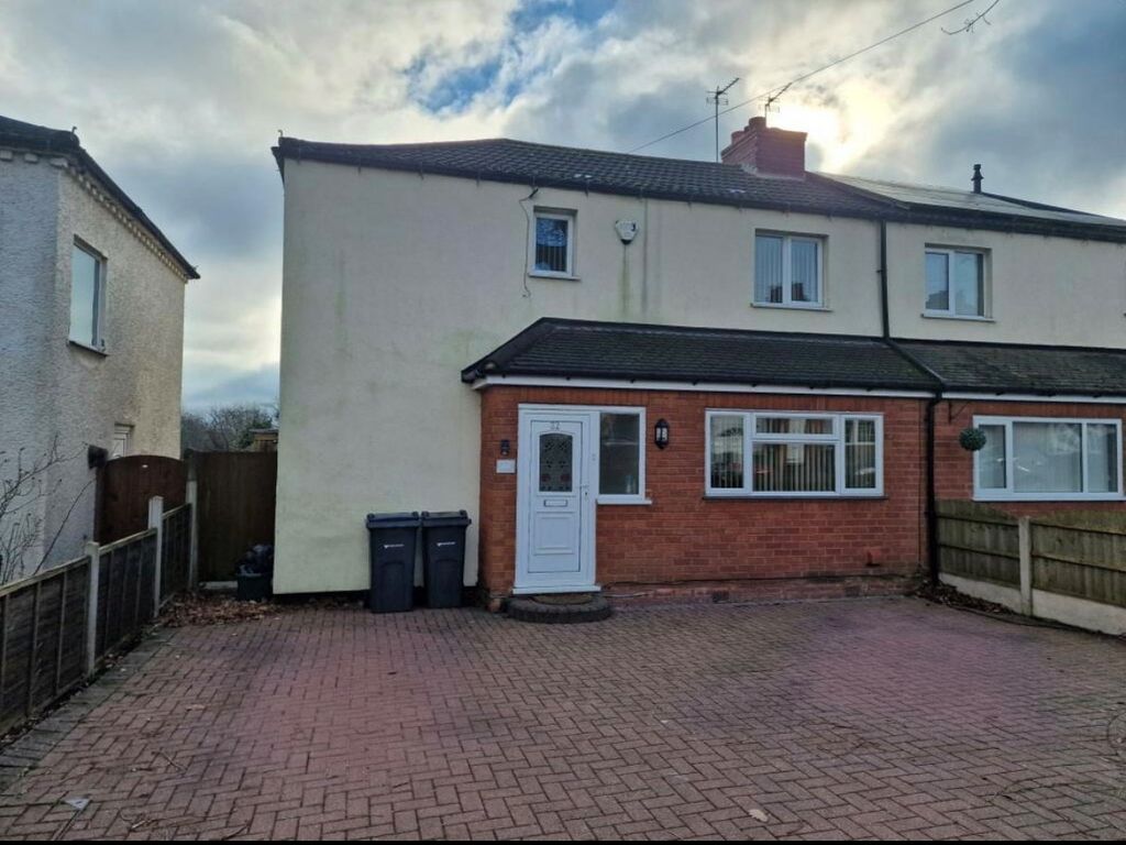 3 bed semidetached house to rent in Withy Hill Road, Sutton Coldfield