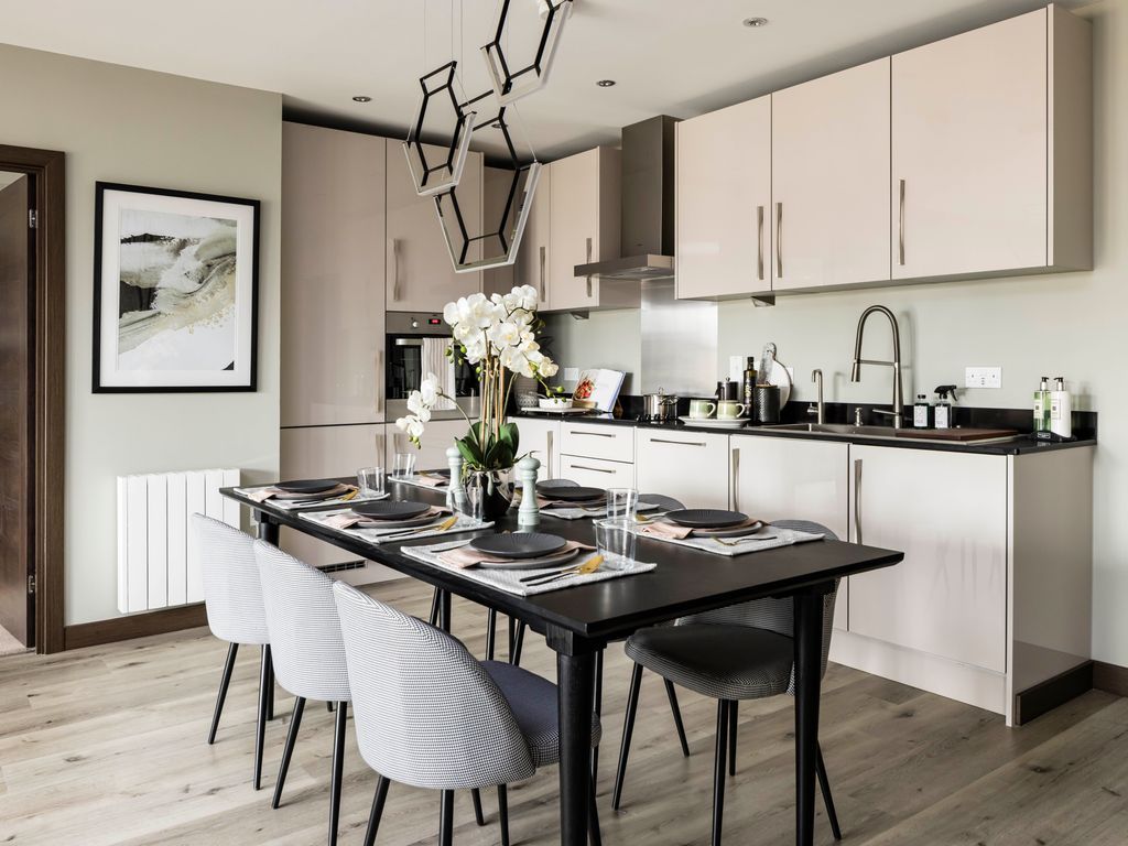 New home, 2 bed flat for sale in Edinburgh Way, Harlow CM20, £319,000