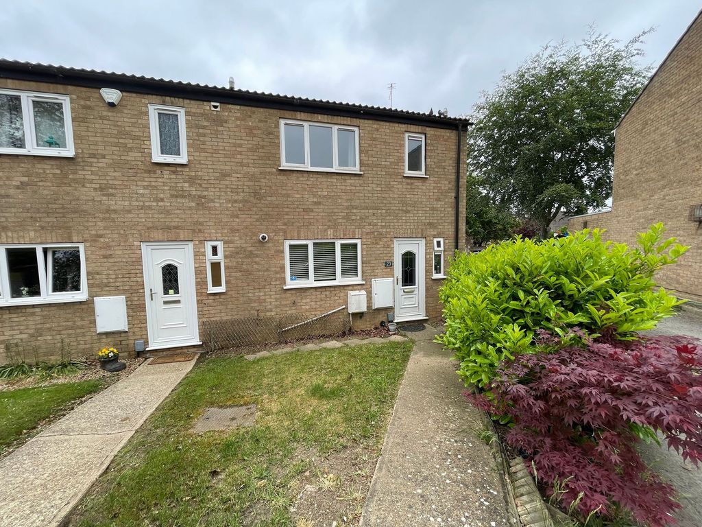 3 bed end terrace house to rent in Blenheim Way, Yaxley PE7 Zoopla