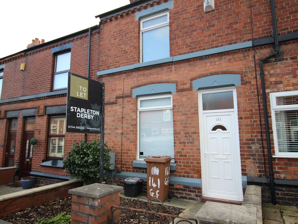 2 bed terraced house to rent in Greenfield Road, Dentons Green, St