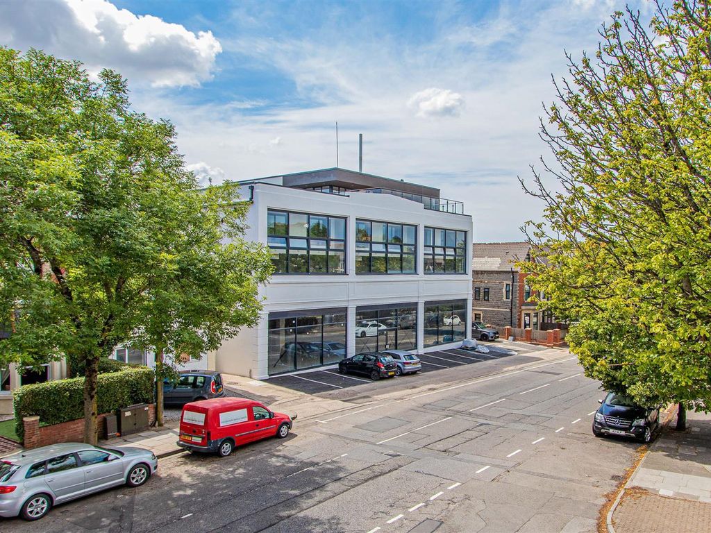 2 bed flat for sale in Windsor Road, Penarth CF64, £415,000 Zoopla