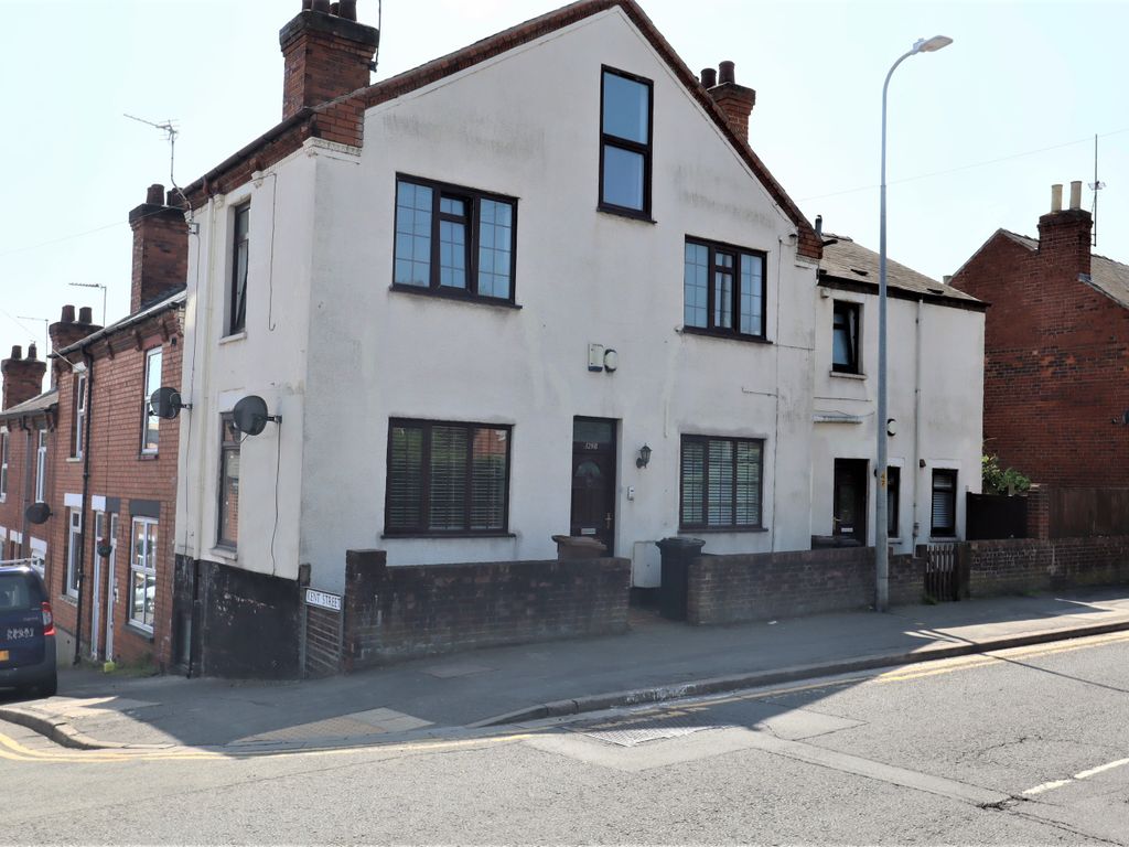 2 bed flat for sale in Monks Road, Lincoln LN2, £94,950 Zoopla