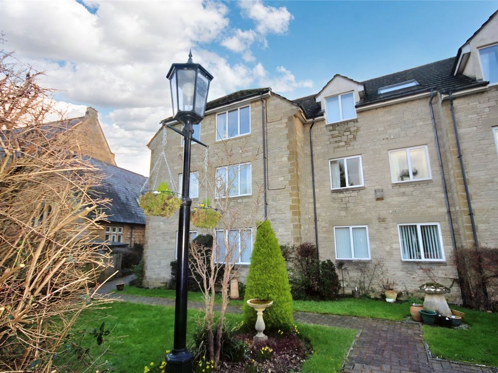2 bed flat for sale in Blenheim Court, Back Lane,