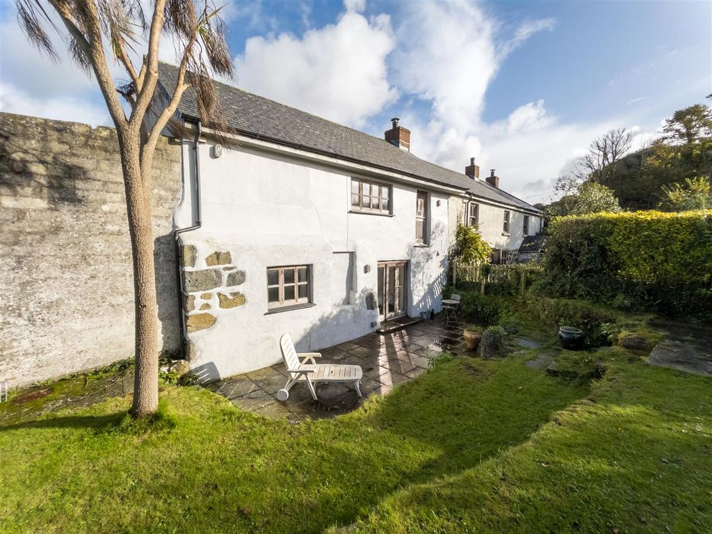 2 bed property for sale in Trewoon Road, Mullion, Helston TR12, £