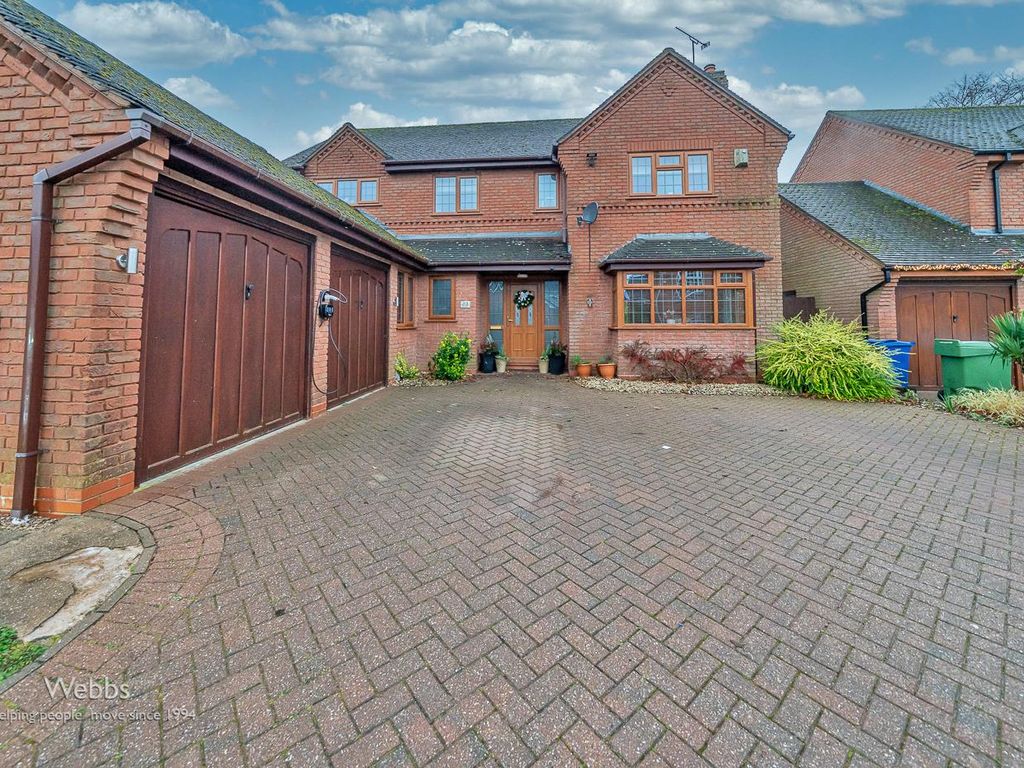 4 bed detached house for sale in Keys Close, Hednesford, Cannock WS12