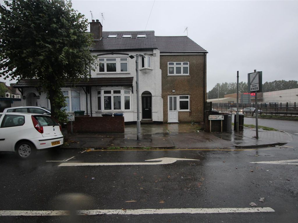 6 bed semidetached house to rent in Woodville Gardens, London, Greater