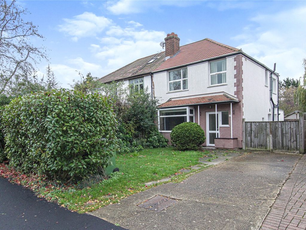 3 bed semidetached house for sale in Pepys Way, Girton, Cambridge CB3