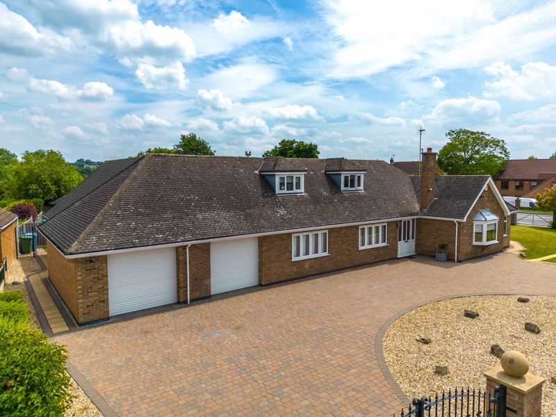 6 bed detached bungalow for sale in Longholme Road, Retford DN22 Zoopla