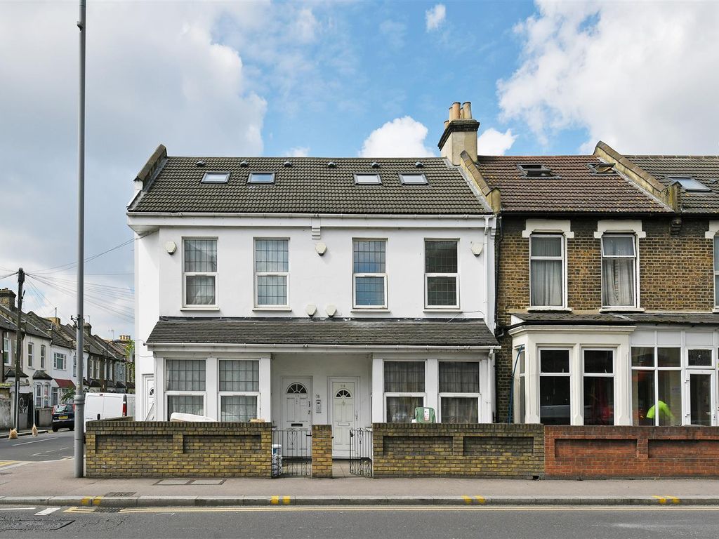 2 bed flat to rent in High Road Leyton, London E15, £1,900 pcm Zoopla
