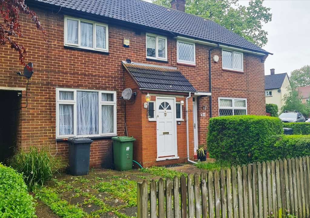 3 bed terraced house for sale in Willow Green, Borehamwood WD6, £