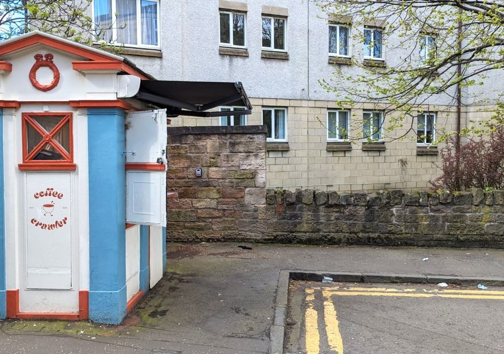 Property to let in Orwell Terrace, Fountainbridge, Edinburgh EH11, £