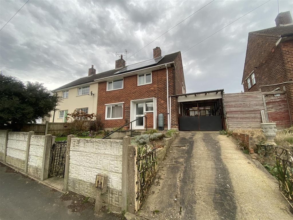 3 bed semidetached house for sale in Yew Tree Drive, Shirebrook