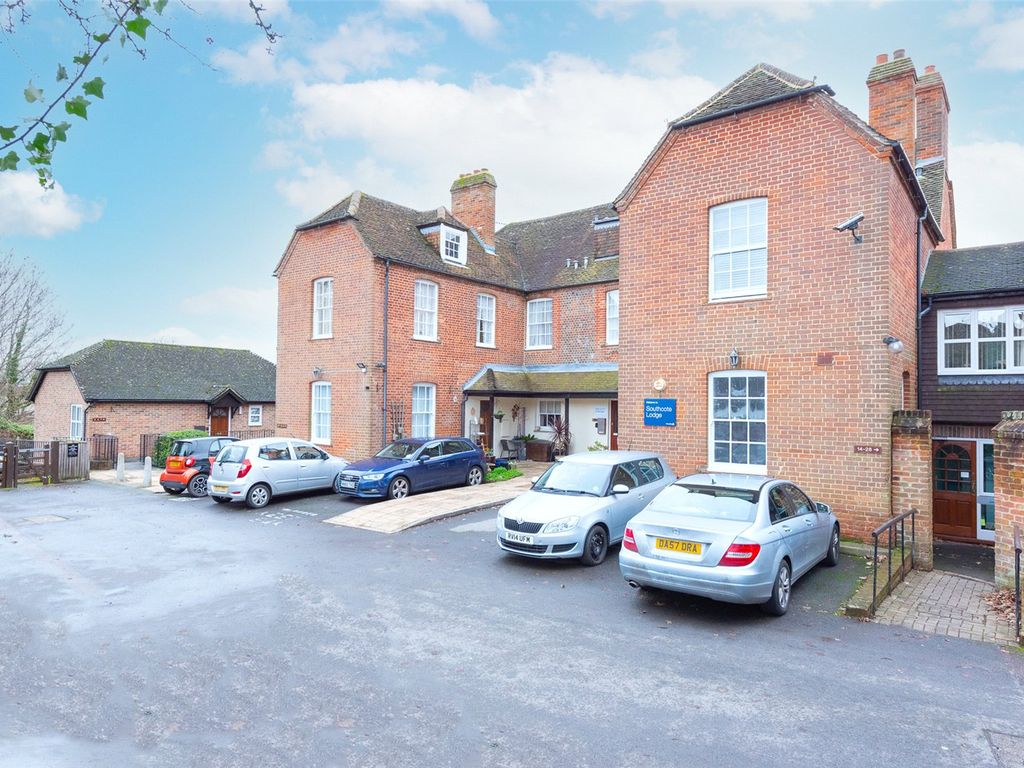 2 bed flat for sale in Burghfield Road, Reading, Berkshire RG30 Zoopla