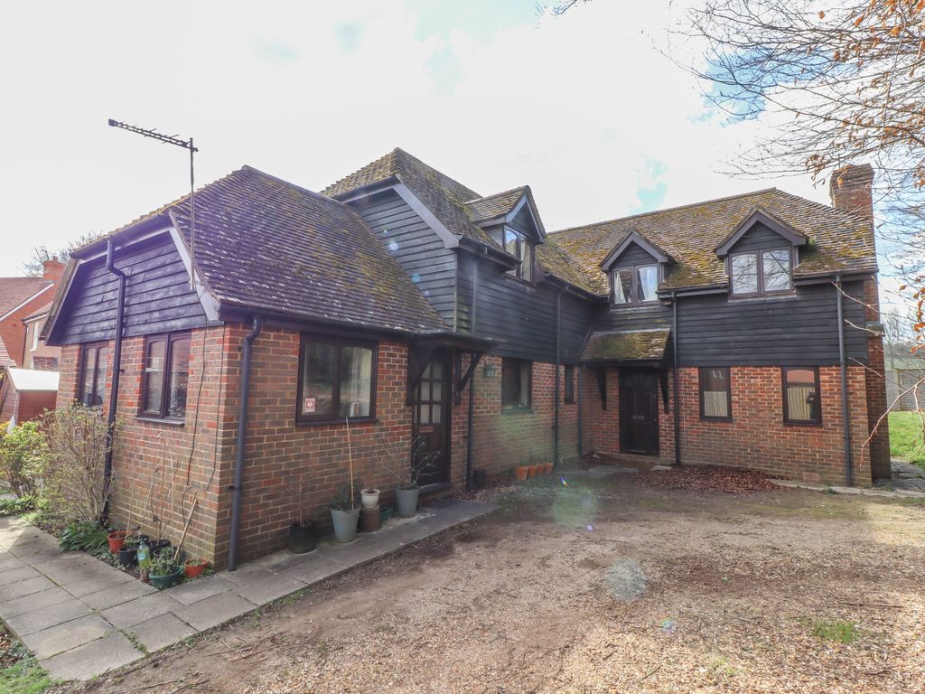 5 bed detached house for sale in Broughton, Stockbridge, Hampshire SO20