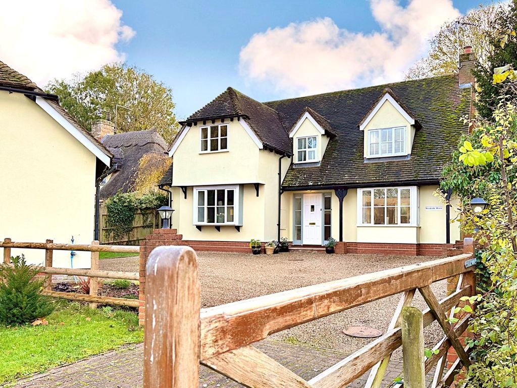 4 bed detached house for sale in Hammond Road, Hatfield Broad Oak