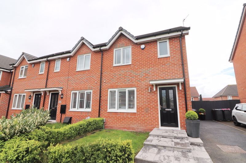 3 bed semidetached house for sale in Old Mill Lane, Worsley