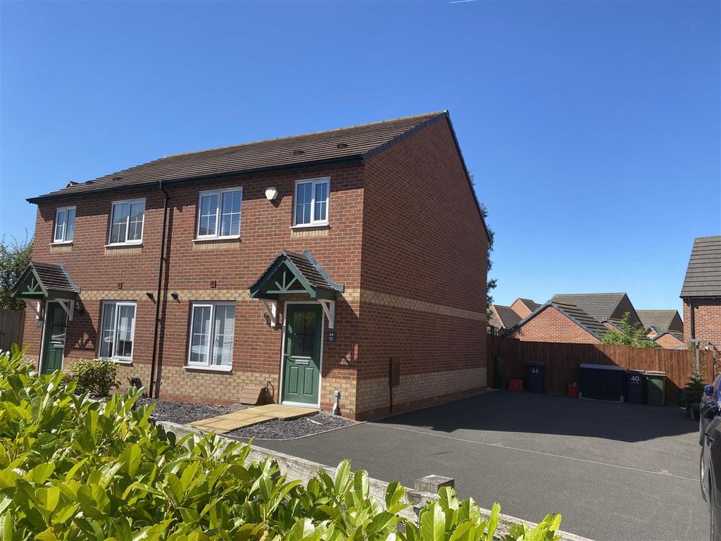 3 bed semidetached house for sale in Askew Way, Woodville DE11 Zoopla