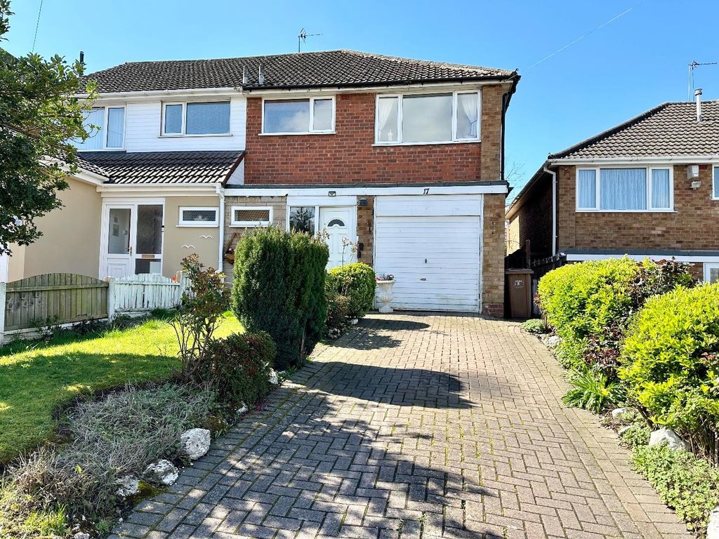 3 bed semidetached house for sale in Hillside Drive, Kingshurst