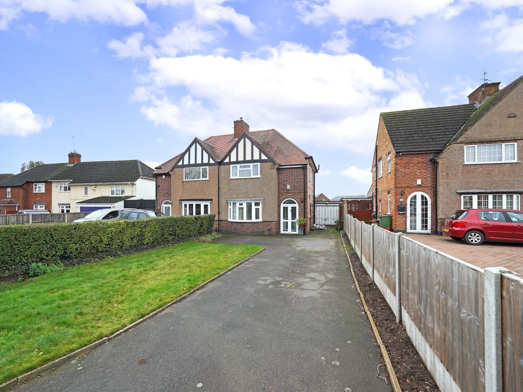 3 bed semidetached house for sale in Braunstone Lane, Leicester
