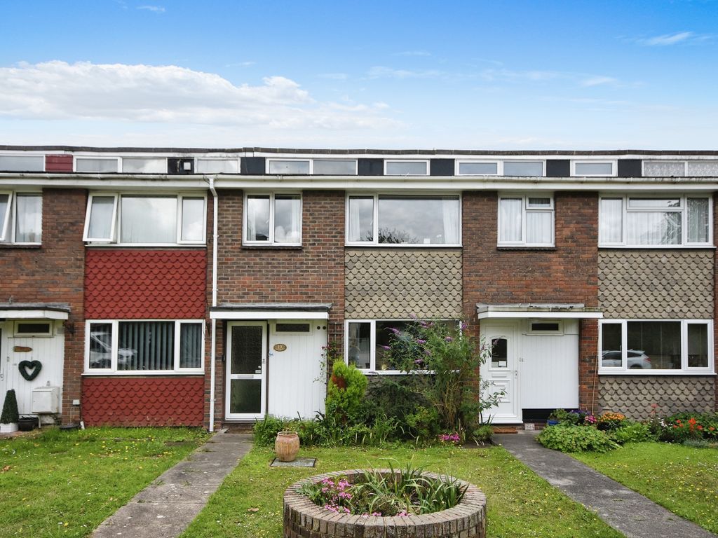 3 bed town house for sale in Chipping Hill, Witham, Essex CM8, £300,000 Zoopla