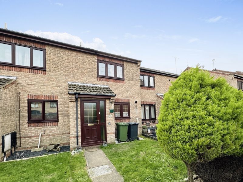 2 bed end terrace house for sale in ster Way, CaisterOnSea, Great
