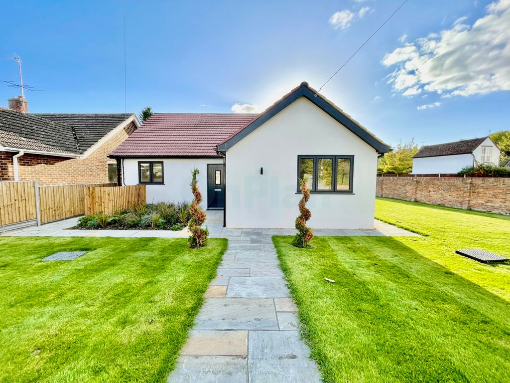 3 bed bungalow for sale in Miswell Lane, Tring, Hertfordshire HP23 Zoopla