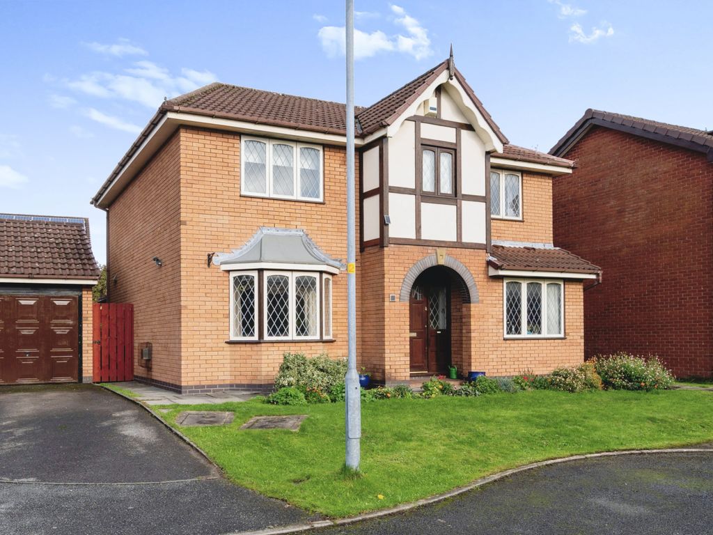 4 bed detached house for sale in Highbury Close, Westhoughton, Bolton