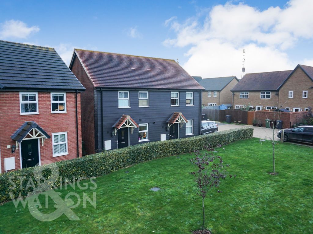 2 bed semidetached house for sale in Framingham Crescent, Poringland