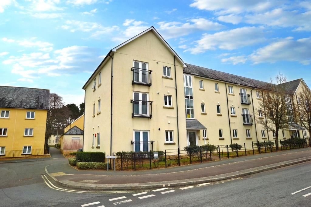 2 bed flat for sale in Frobisher Approach, Plymouth, Devon PL5 Zoopla