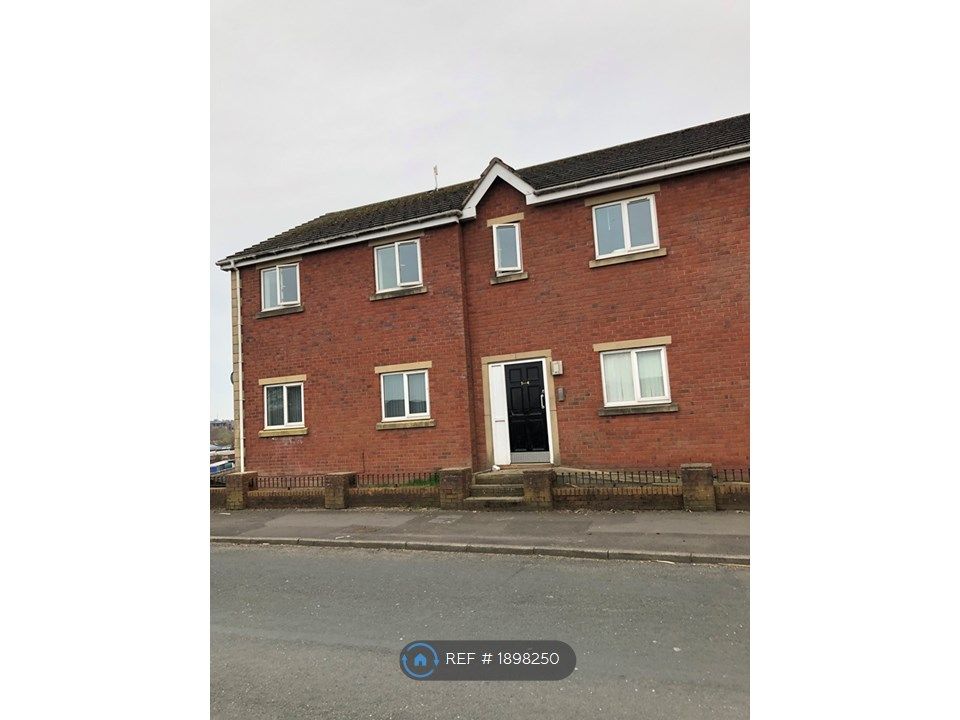 2 bed flat to rent in Kingsbridge Court, Blackburn BB2, £550 pcm Zoopla