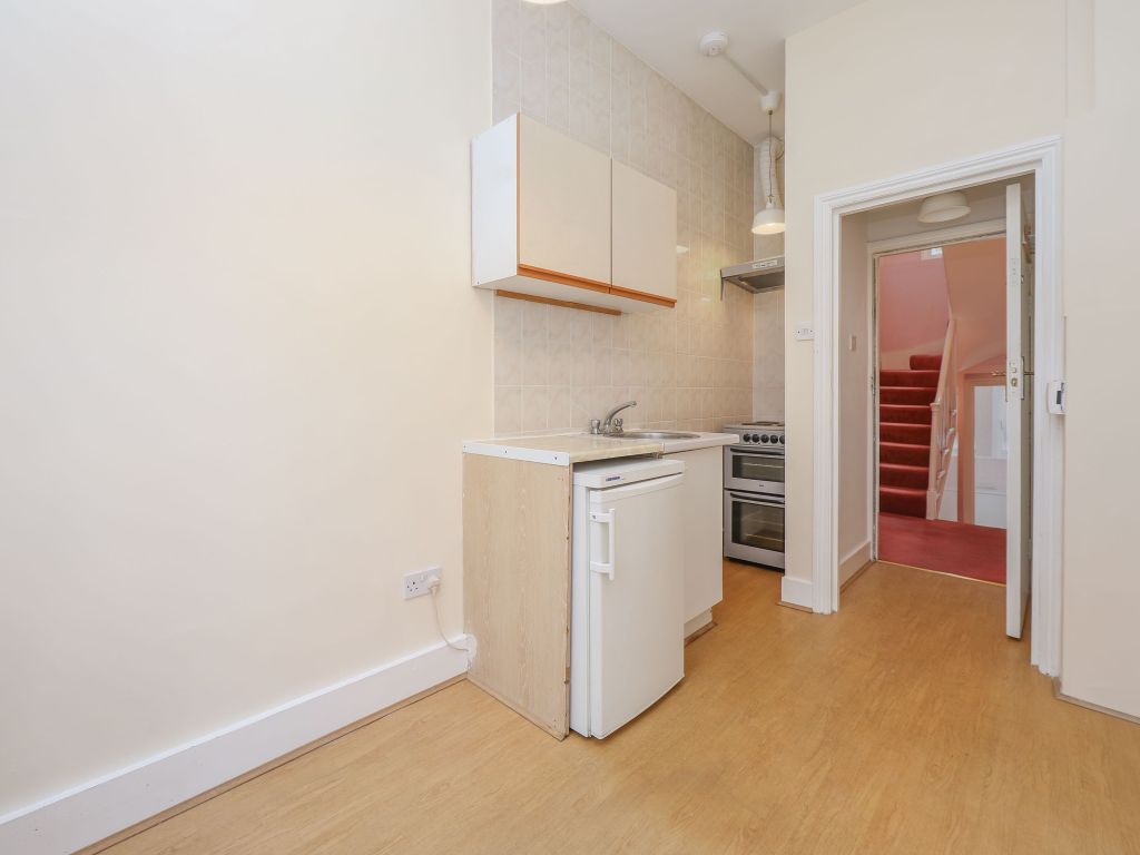 Studio to rent in Marchmont Street, Bloomsbury, London WC1N Zoopla
