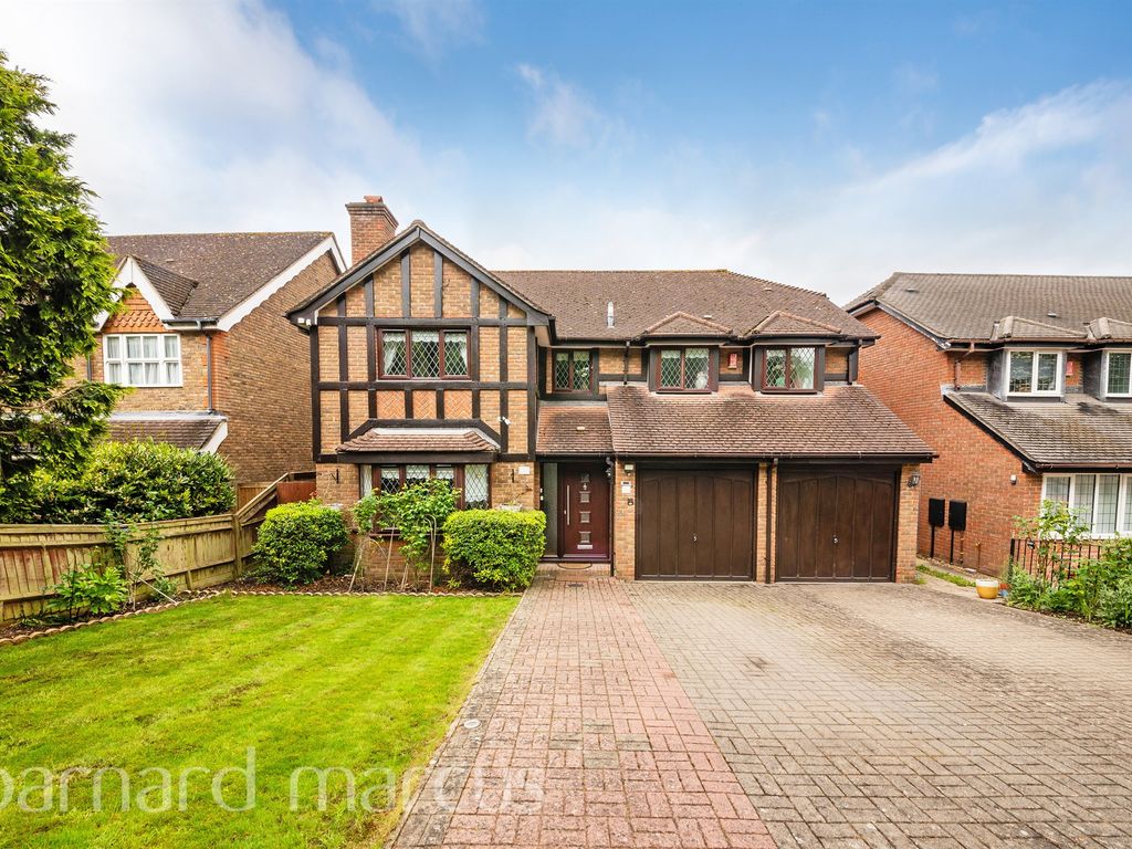 5 bed detached house for sale in Beech Avenue, Sanderstead, South