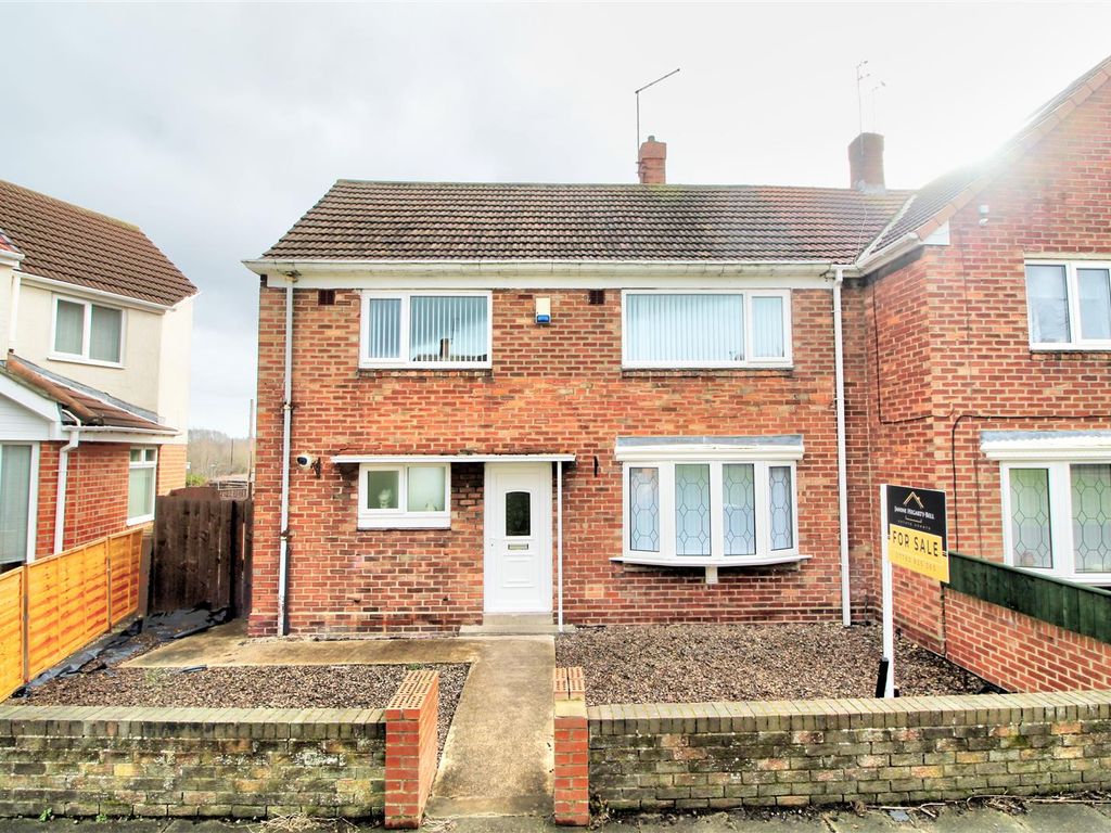 3 bed semidetached house for sale in Abercorn Road, Farringdon