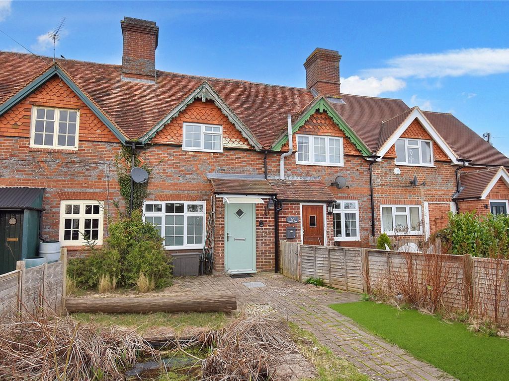 1 bed terraced house to rent in Worlds End, Beedon, Newbury, Berkshire