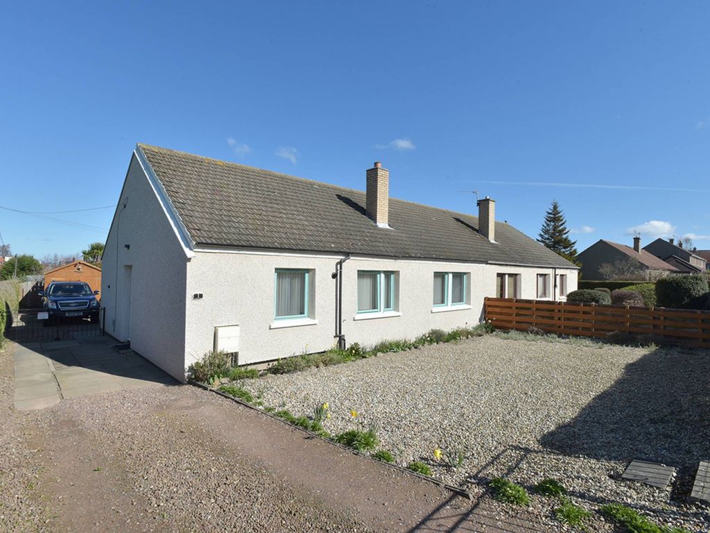 3 bed semidetached bungalow for sale in School Road, Aberlady