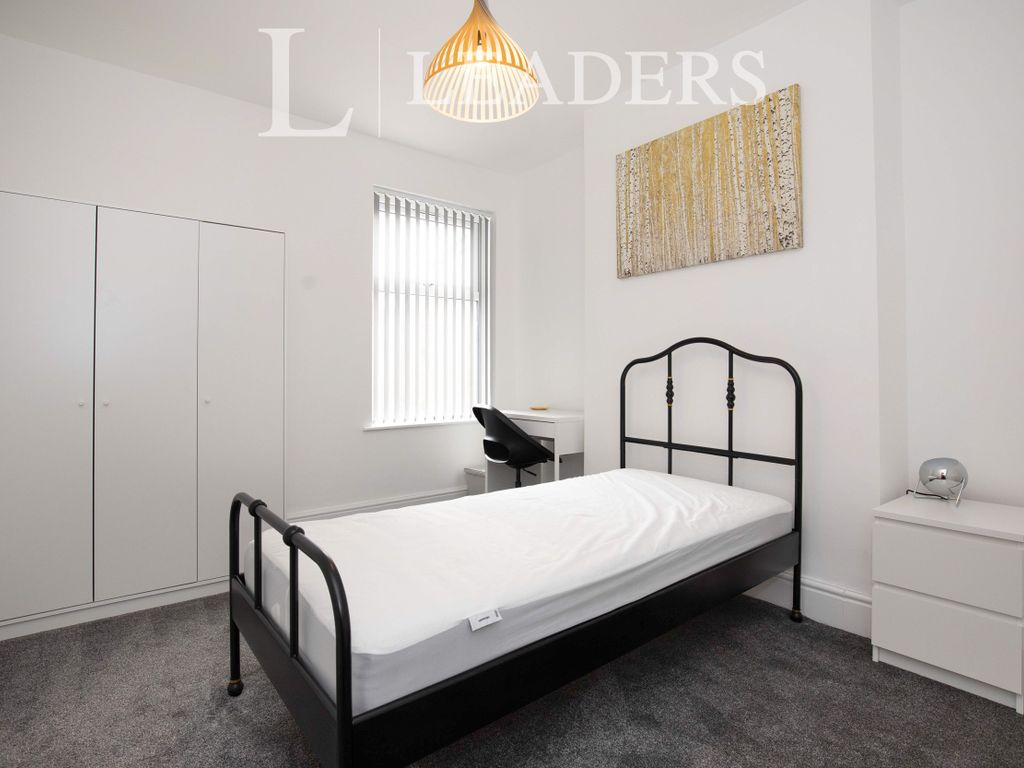 Room to rent in Murray Road, Rugby CV21 Zoopla