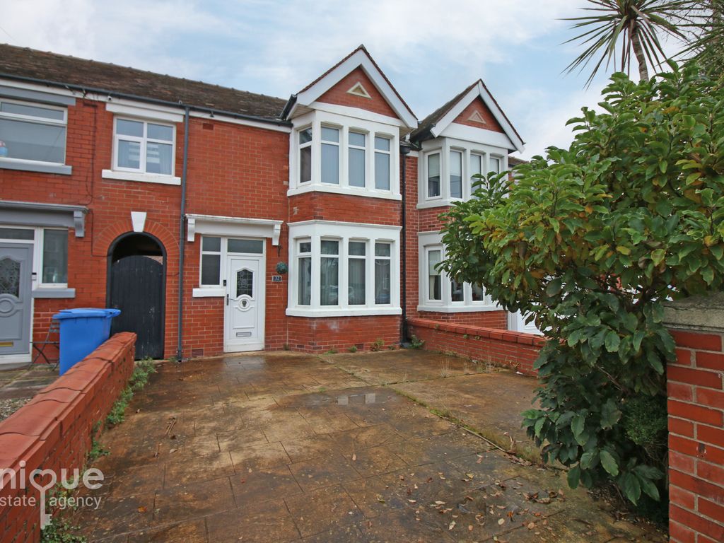 3 bed terraced house for sale in Beach Road, Fleetwood FY7, £159,950